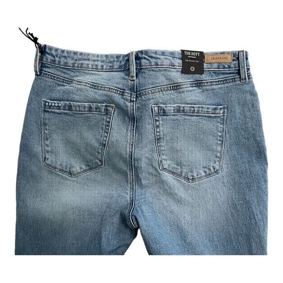 BLANKNYC Women’s “No Thanks” Sz 31 light wash distressed slit hem je… - Picture 4 of 10